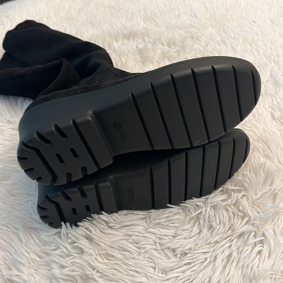 NEW BZEES x Zappos Black Brandy suede heel mid calf boot womennsize 6 - Picture 6 of 6